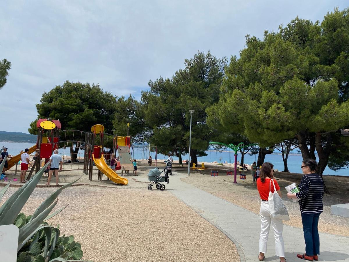 Family Apartments Vesna- 100 M Beach -Center Crikvenica Exterior foto