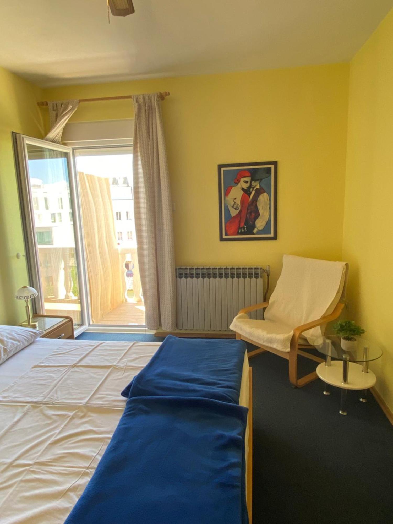 Family Apartments Vesna- 100 M Beach -Center Crikvenica Exterior foto