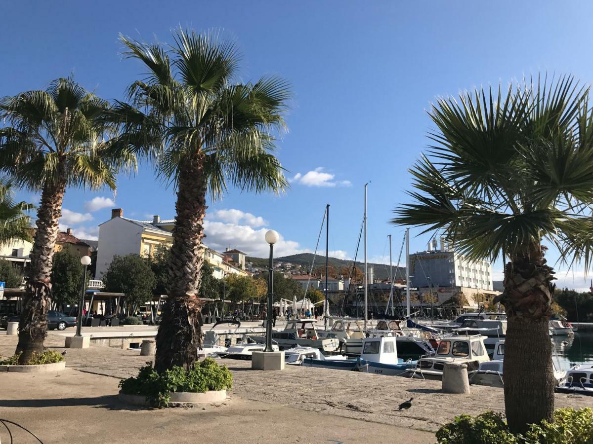 Family Apartments Vesna- 100 M Beach -Center Crikvenica Exterior foto